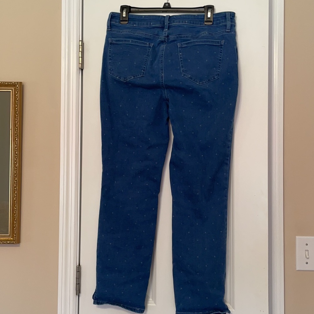 NYDJ Curves 360 jeans. Only Worn once. Size 10 - Picture 3 of 5